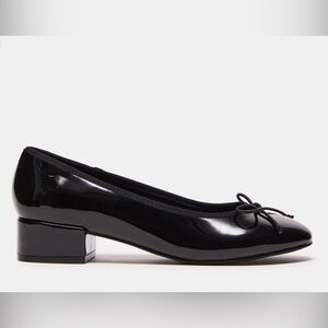 Women’s Mary Jane Pump